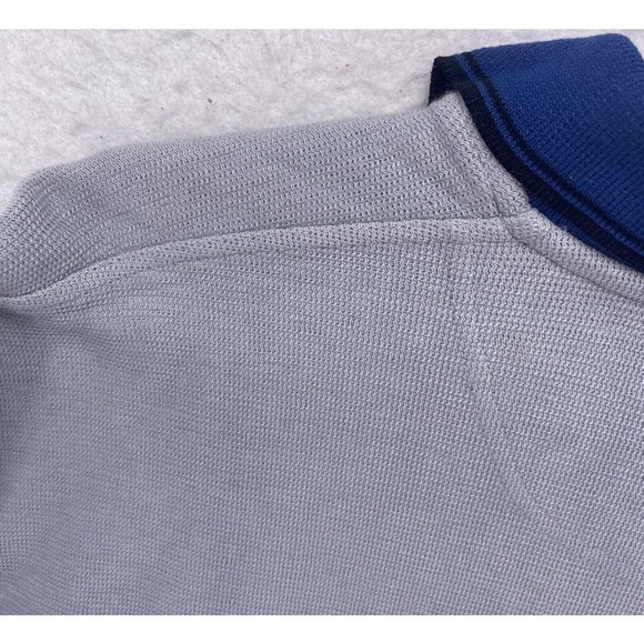 Bear Surf Shirt Men Size Large Logo Pull Over Top V Neck Grey Vintage 1990's - Picture 9 of 10